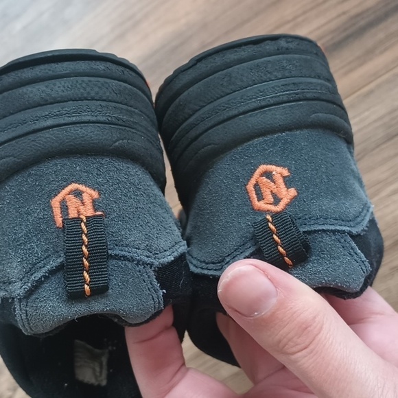 Old Navy leather shoes (upper) kids size 11 - Picture 3 of 14